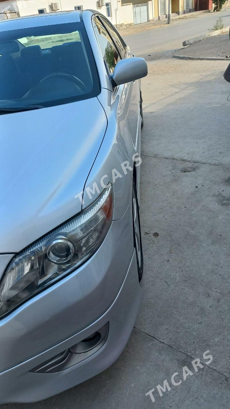 Toyota Camry 2011 - 198 000 TMT - Балканабат - img 2
