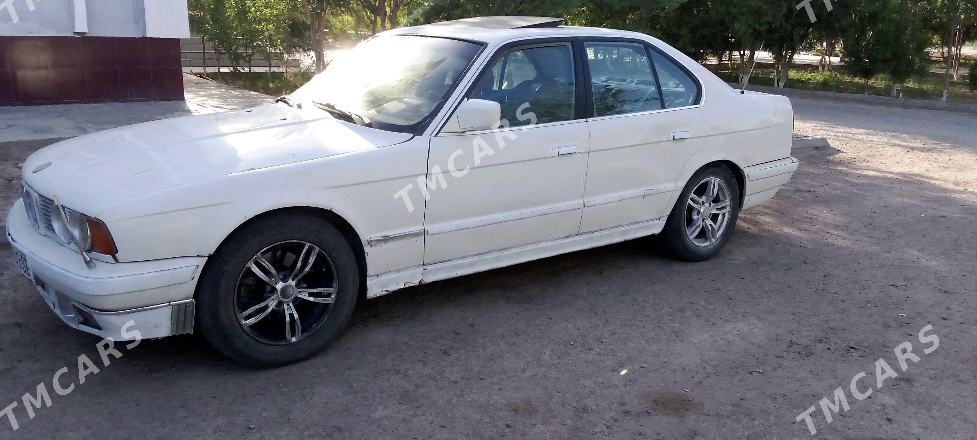 BMW 525 1990 - 35 000 TMT - Ruhubelent etraby - img 3