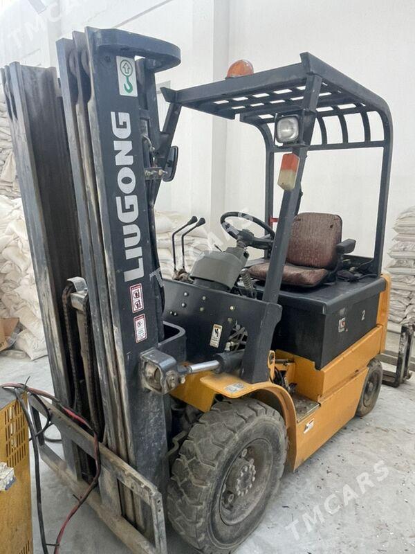 LiuGong Forklift 2013 - 90 000 TMT - Ашхабад - img 2