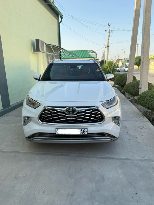 Toyota Highlander 2022 - 700 000 TMT - Aşgabat - img 8