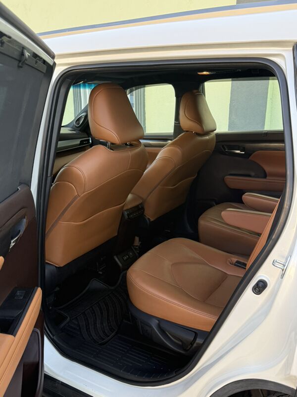 Toyota Highlander 2022 - 700 000 TMT - Aşgabat - img 4