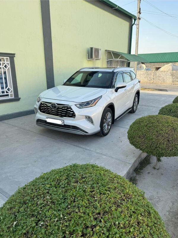 Toyota Highlander 2022 - 700 000 TMT - Aşgabat - img 5
