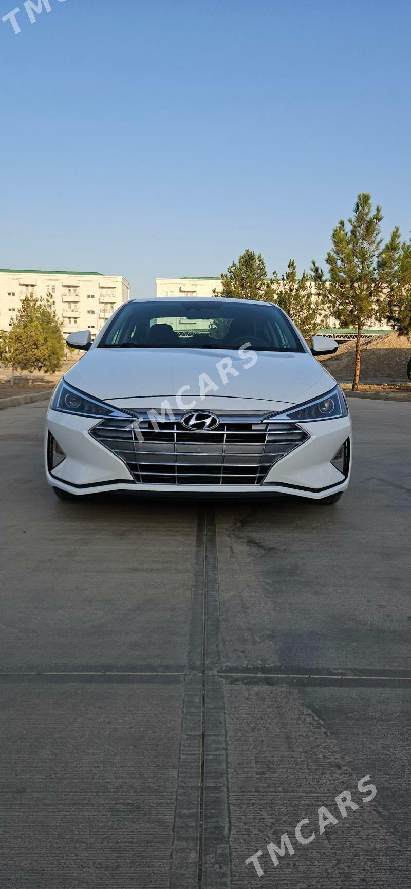 Hyundai Elantra 2020 - 240 000 TMT - Köşi - img 2