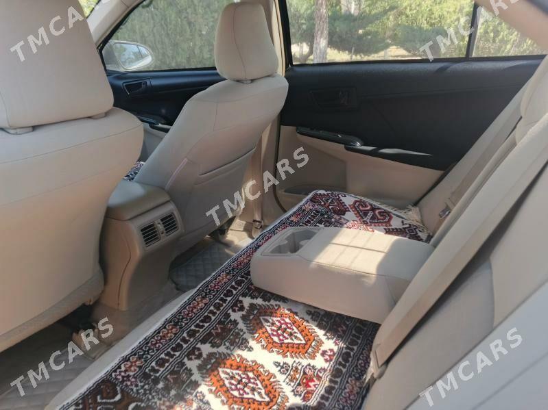 Toyota Camry 2012 - 200 000 TMT - Гызыларбат - img 4