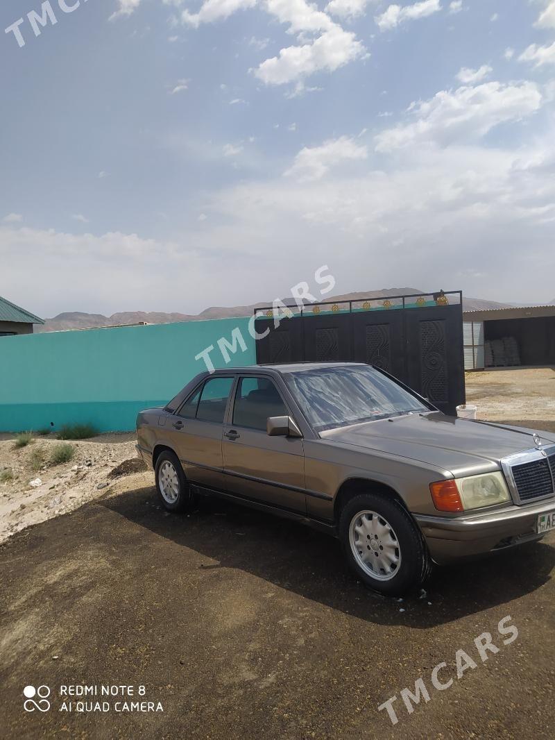 Mercedes-Benz 190E 1995 - 45 000 TMT - Балканабат - img 7