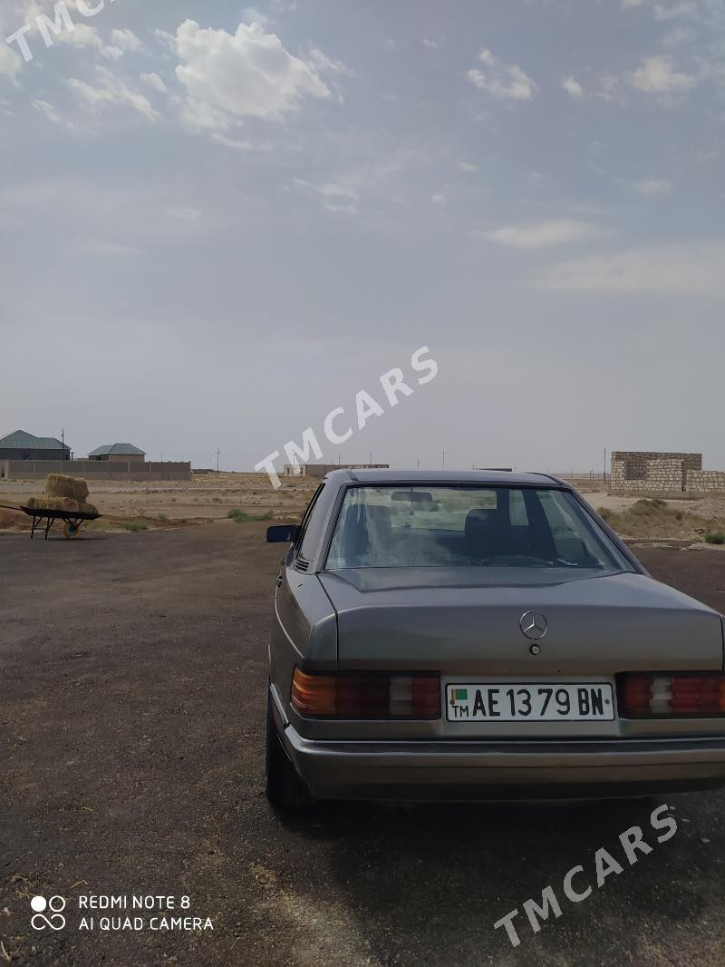 Mercedes-Benz 190E 1995 - 45 000 TMT - Балканабат - img 8