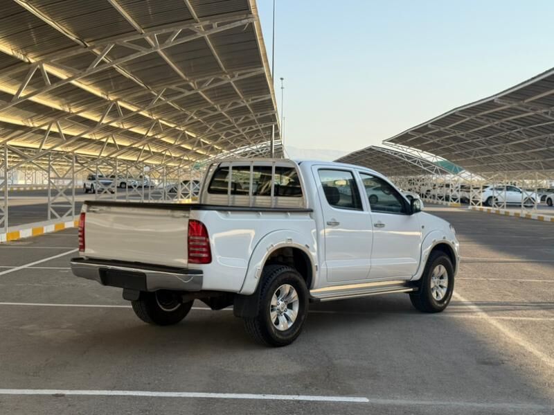 Toyota Hilux 2010 - 209 000 TMT - Ашхабад - img 3