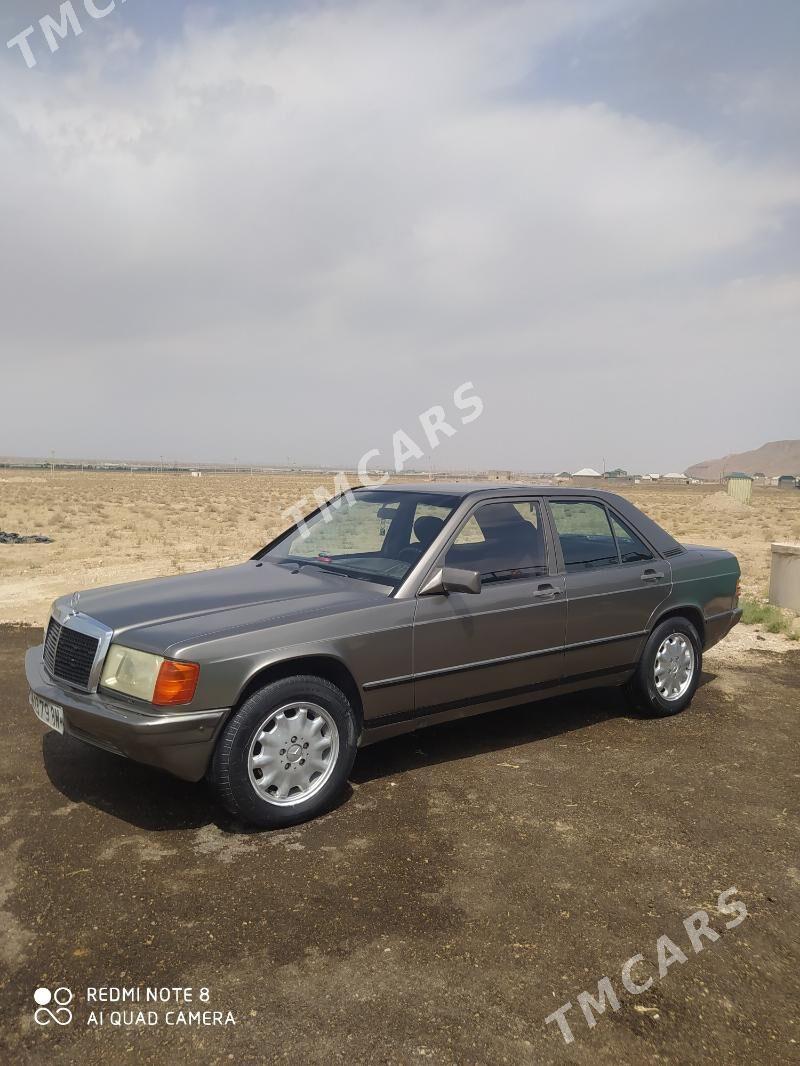 Mercedes-Benz 190E 1995 - 45 000 TMT - Балканабат - img 3