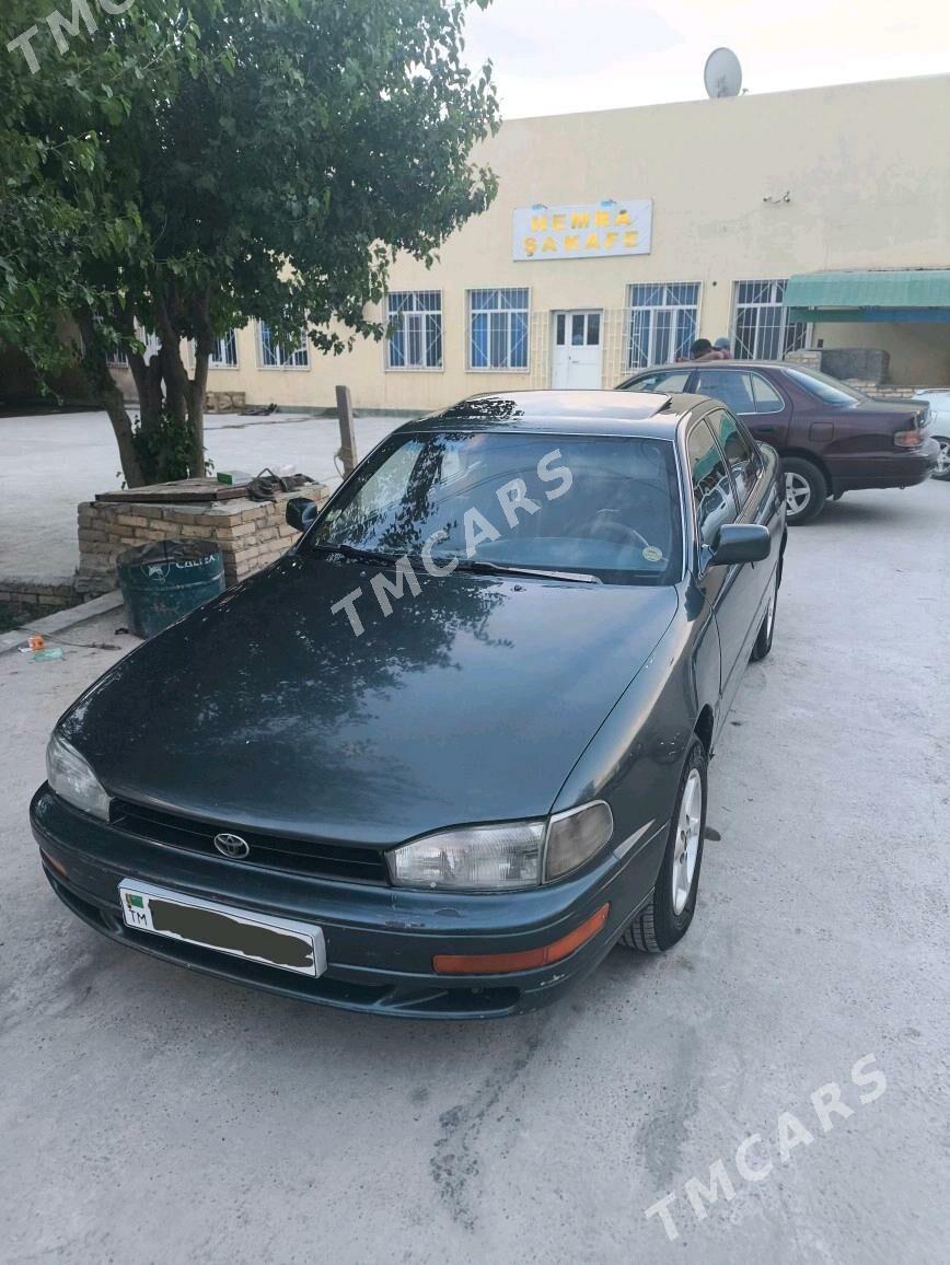 Toyota Camry 1992 - 75 000 TMT - Халач - img 3