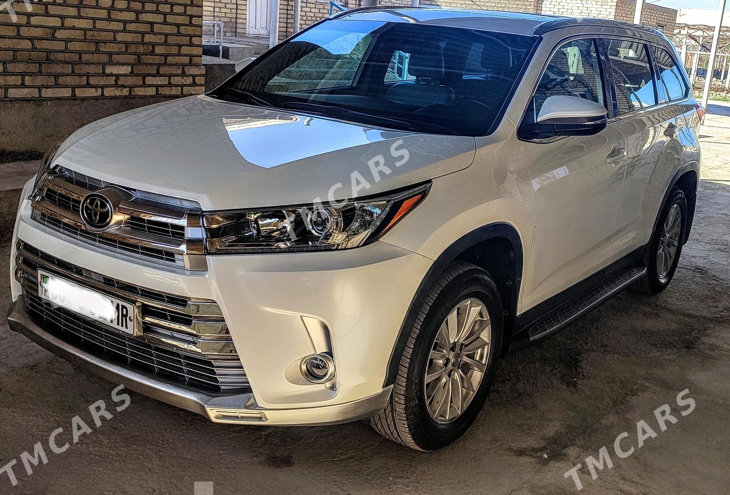 Toyota Highlander 2019 - 440 000 TMT - Мары - img 4
