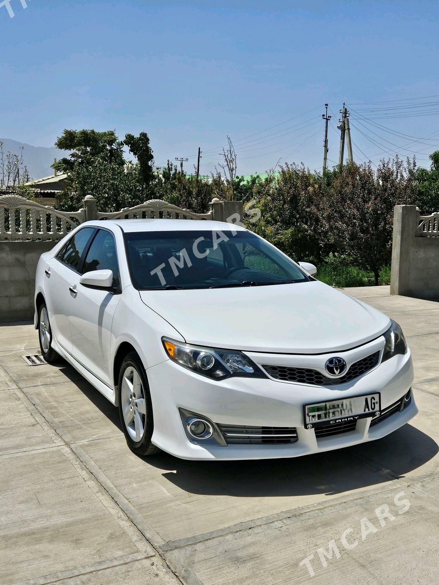Toyota Camry 2014 - 235 000 TMT - Aşgabat - img 2