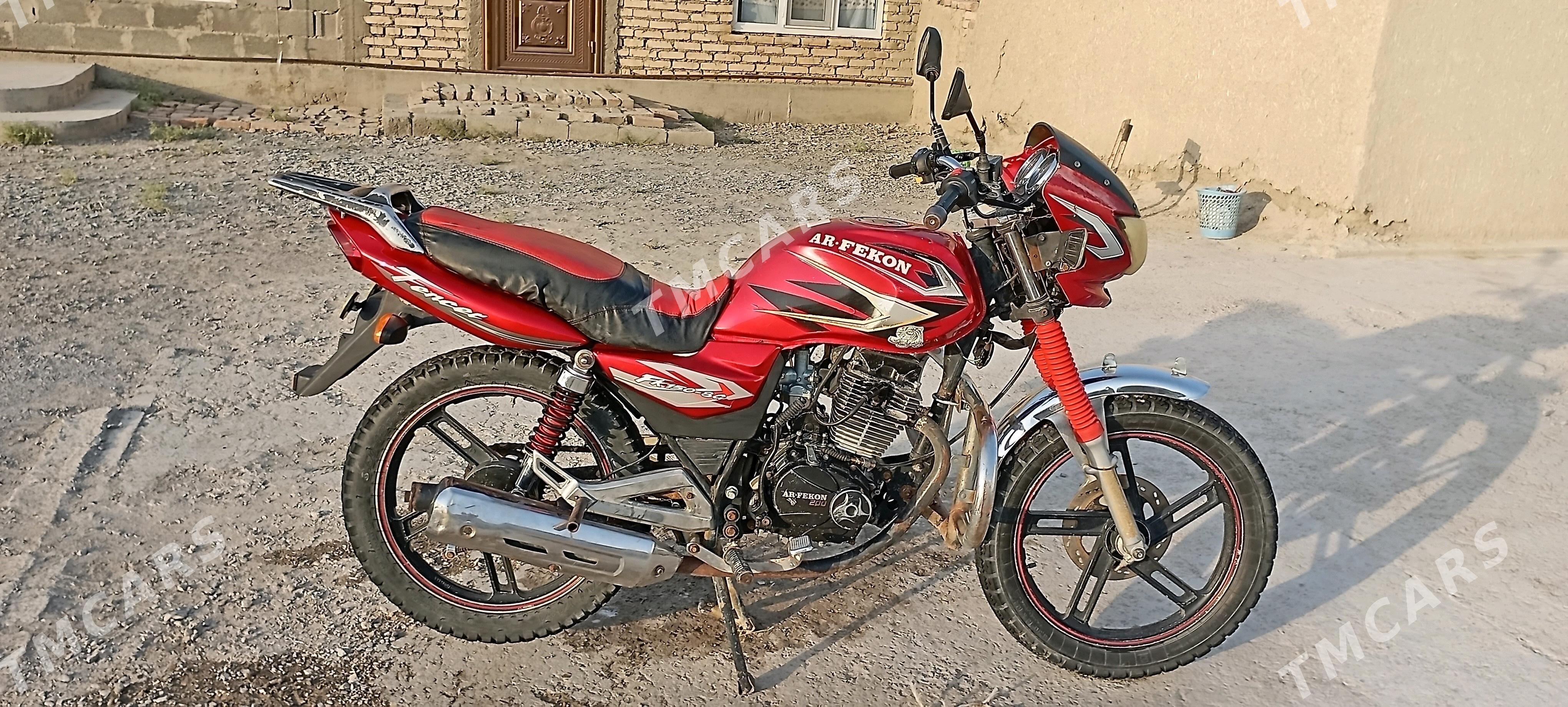 Fekon FK200-14G 2014 - 14 500 TMT - Бахарден - img 5