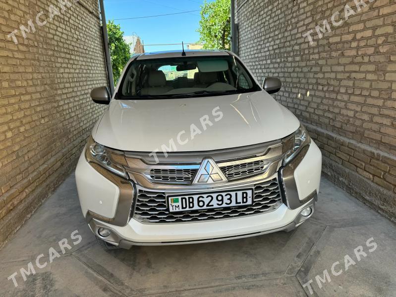 Mitsubishi Montero Sport 2020 - 370 000 TMT - Sakar - img 7