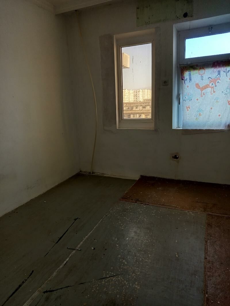 Mir 3  9 /8 etaźy 3 kom kwadra - Parahat 3 - img 2