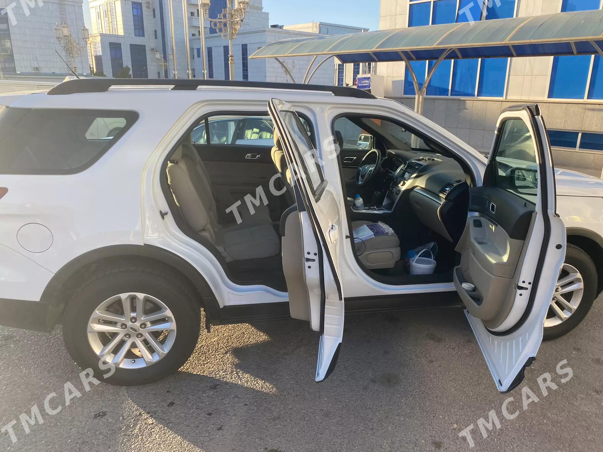 Ford Explorer 2015 - 260 000 TMT - Ашхабад - img 2