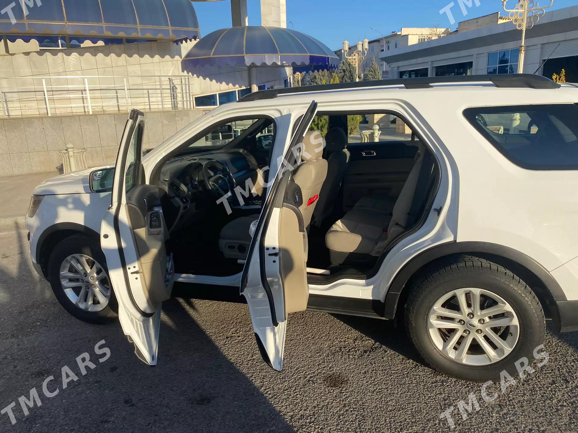 Ford Explorer 2015 - 260 000 TMT - Ашхабад - img 5