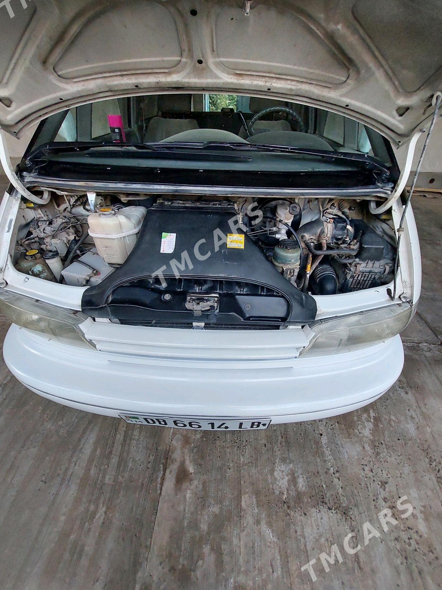 Toyota Previa 1995 - 85 000 TMT - Халач - img 3