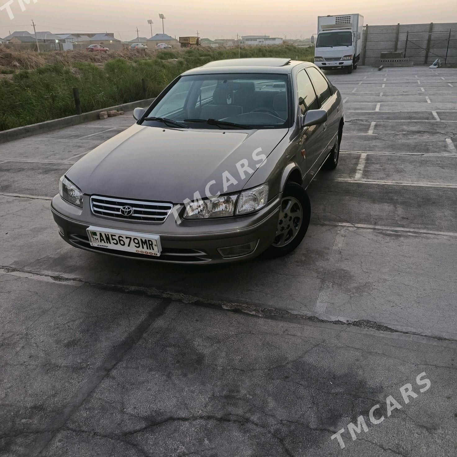 Toyota Camry 1999 - 137 000 TMT - Байрамали - img 8