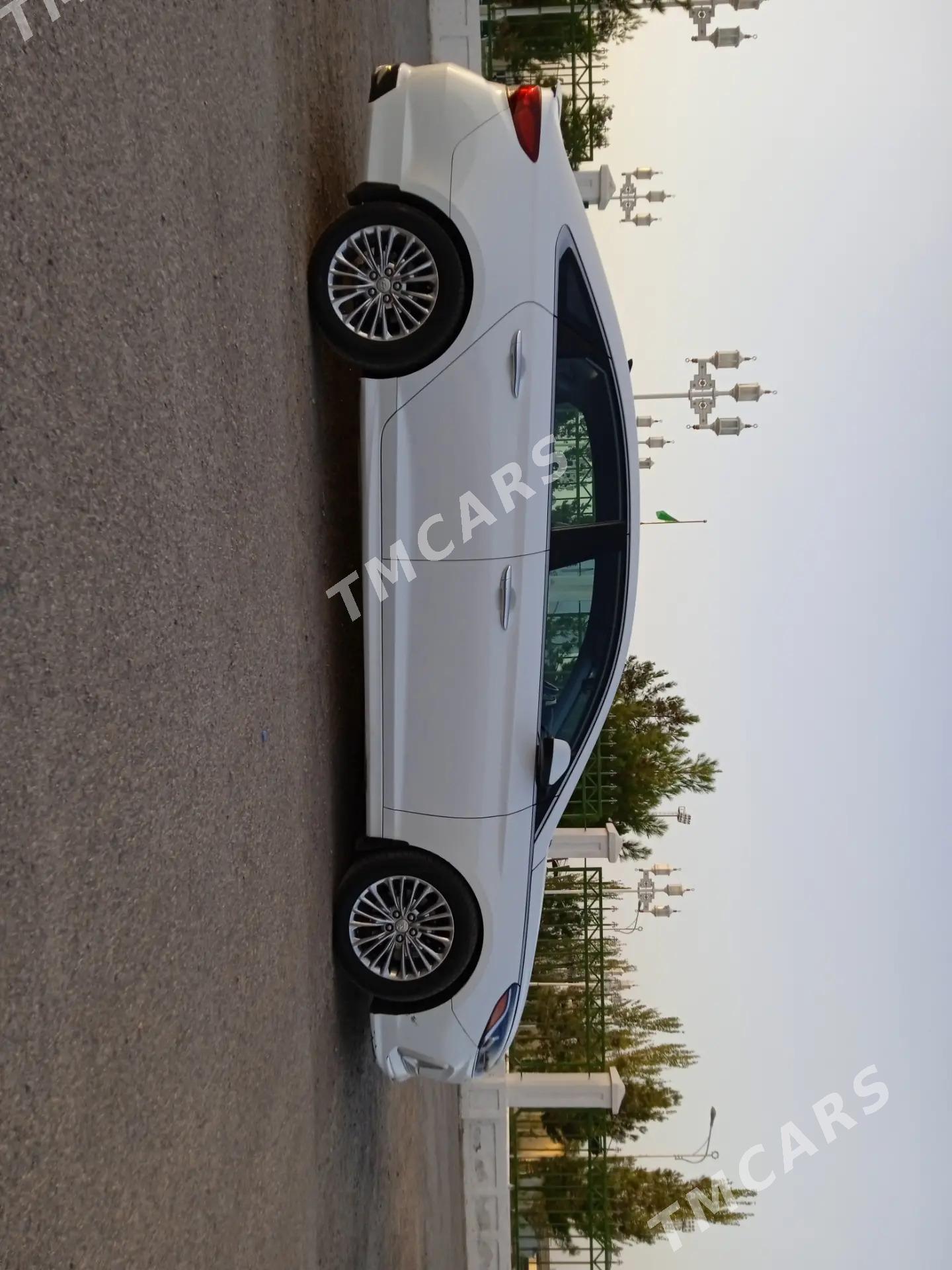 Hyundai Sonata 2018 - 220 000 TMT - Дянев - img 3