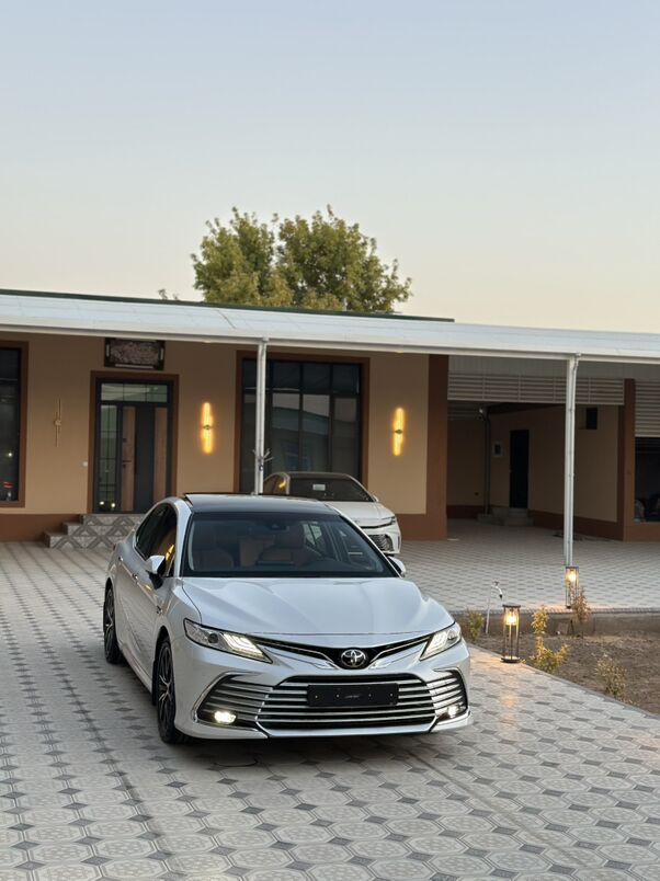 Toyota Camry 2023 - 595 000 TMT - Aşgabat - img 2