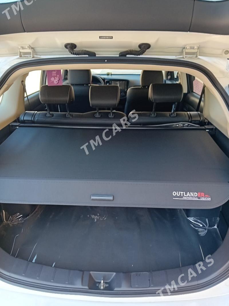 Mitsubishi Outlander 2022 - 290 000 TMT - Aşgabat - img 3