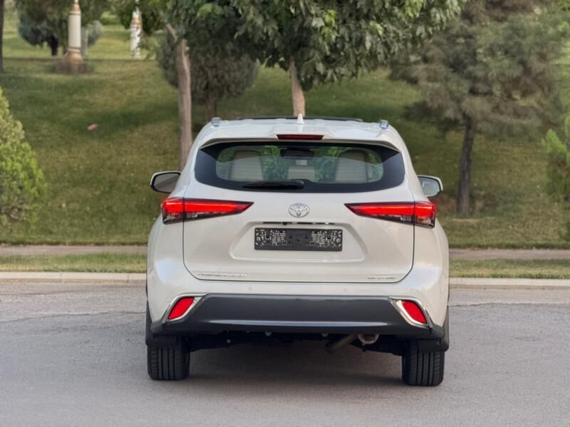 Toyota Highlander 2020 - 688 000 TMT - Aşgabat - img 4