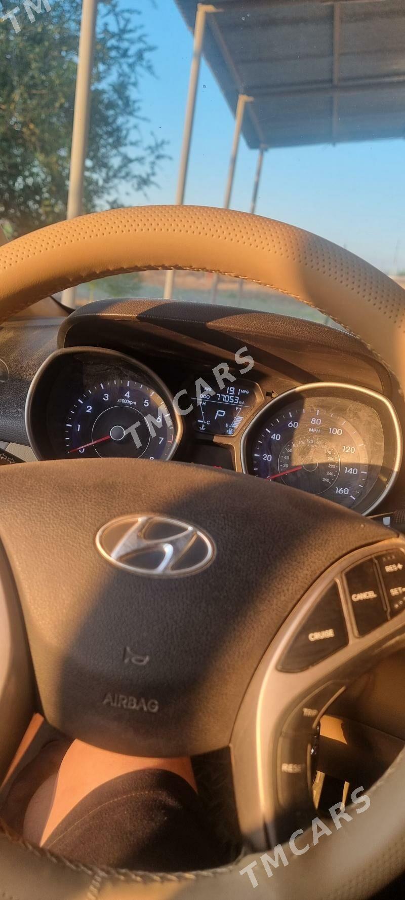 Hyundai Elantra 2013 - 160 000 TMT - етр. Туркменбаши - img 3