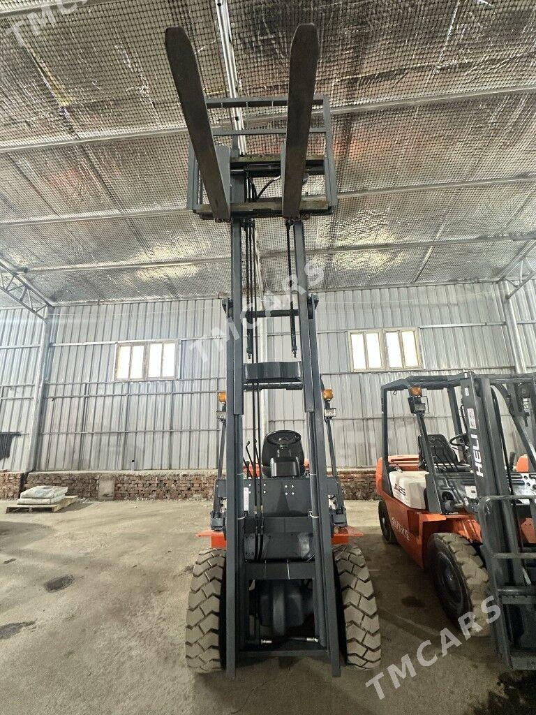 Kara Forklift 2021 - 170 000 TMT - Aşgabat - img 2