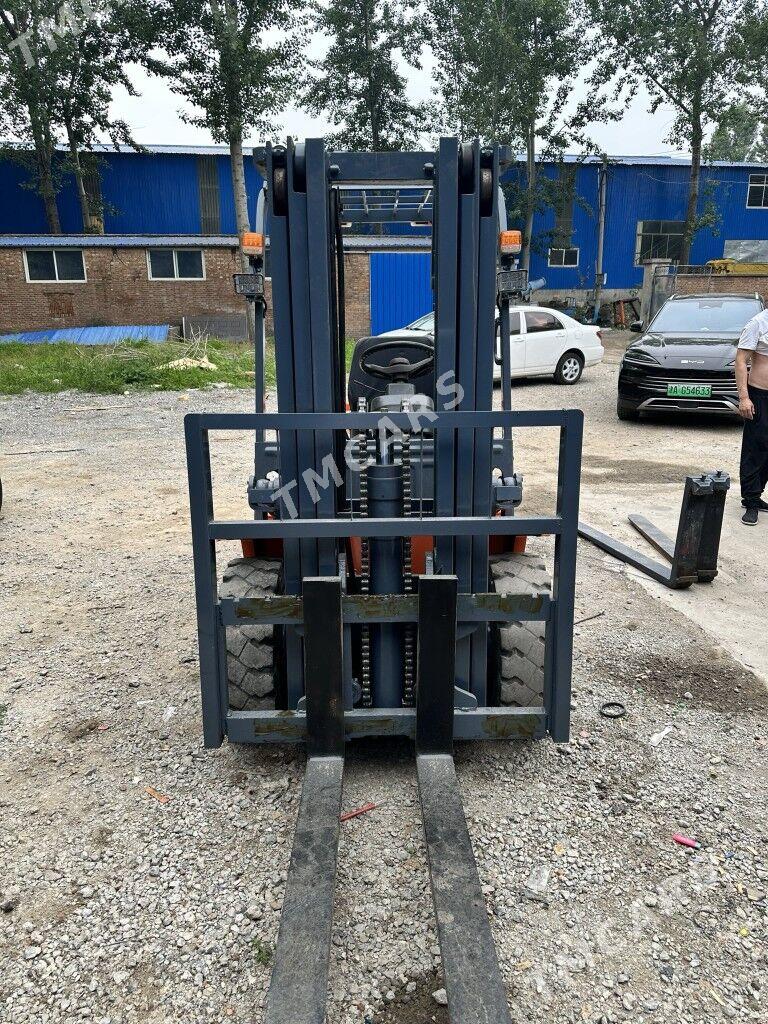 Kara Forklift 2021 - 170 000 TMT - Aşgabat - img 6