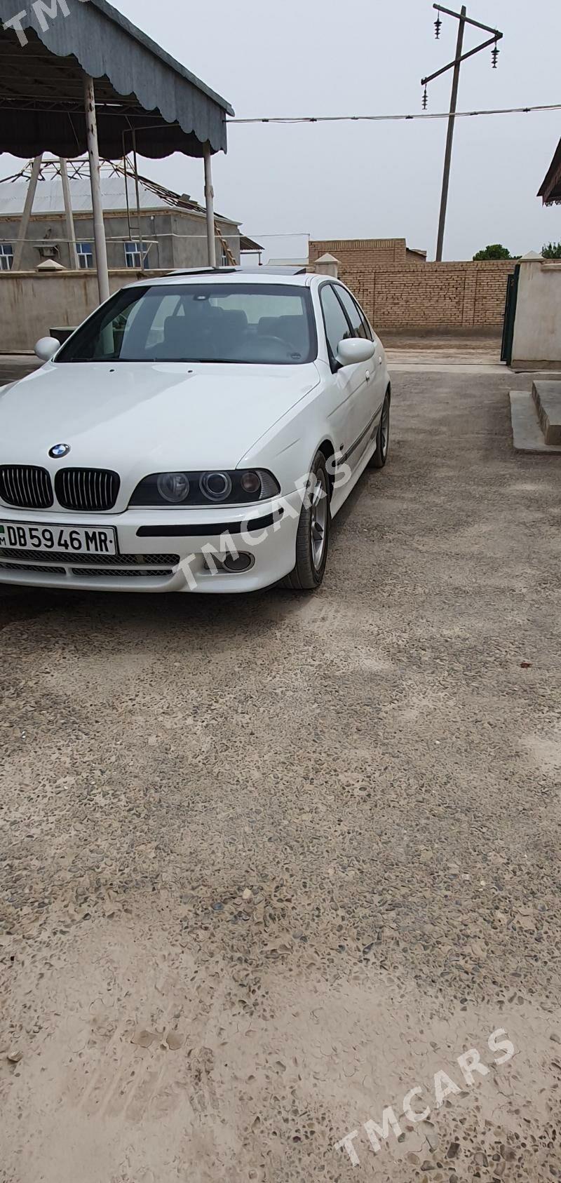 BMW E39 2000 - 125 000 TMT - Векильбазар - img 2