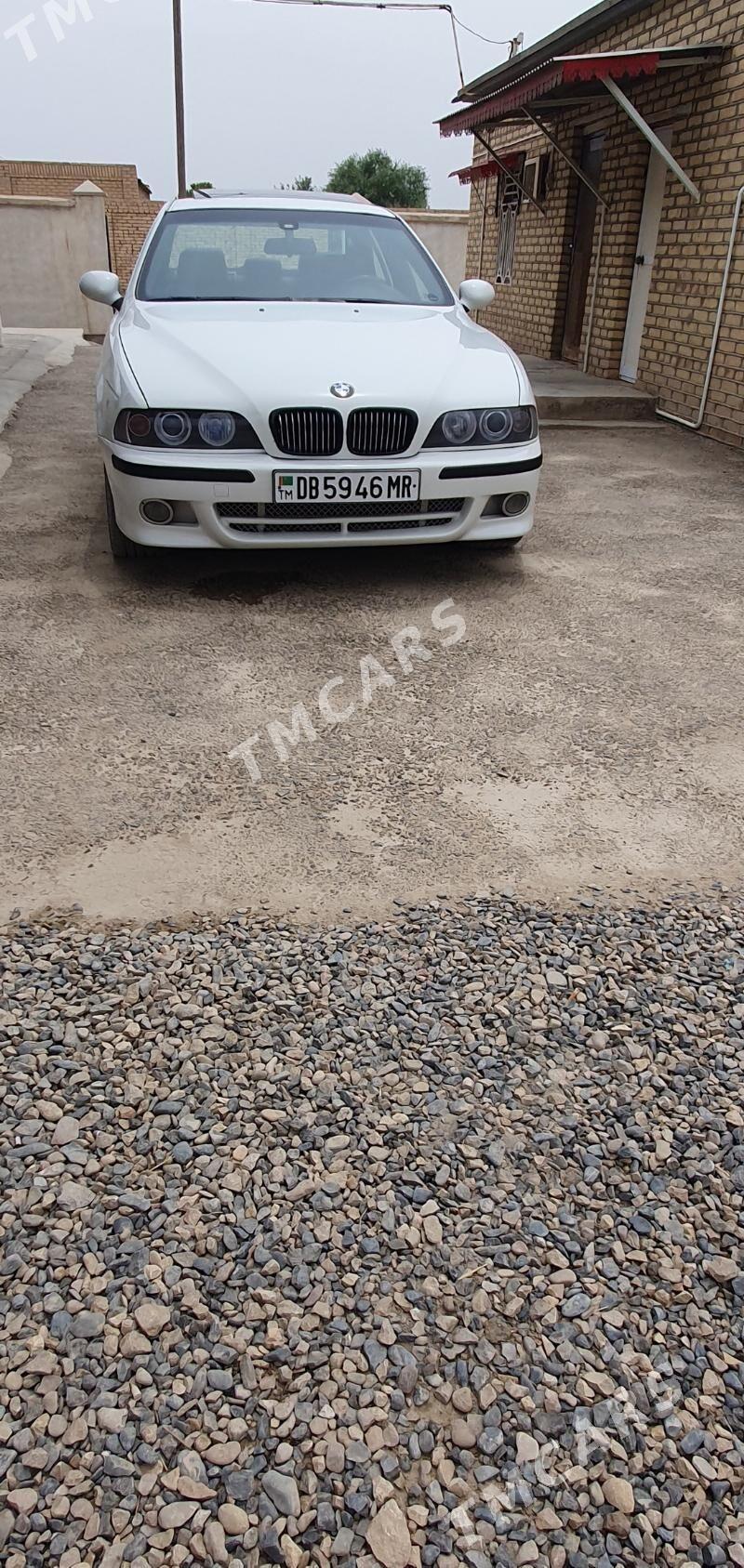 BMW E39 2000 - 125 000 TMT - Векильбазар - img 4
