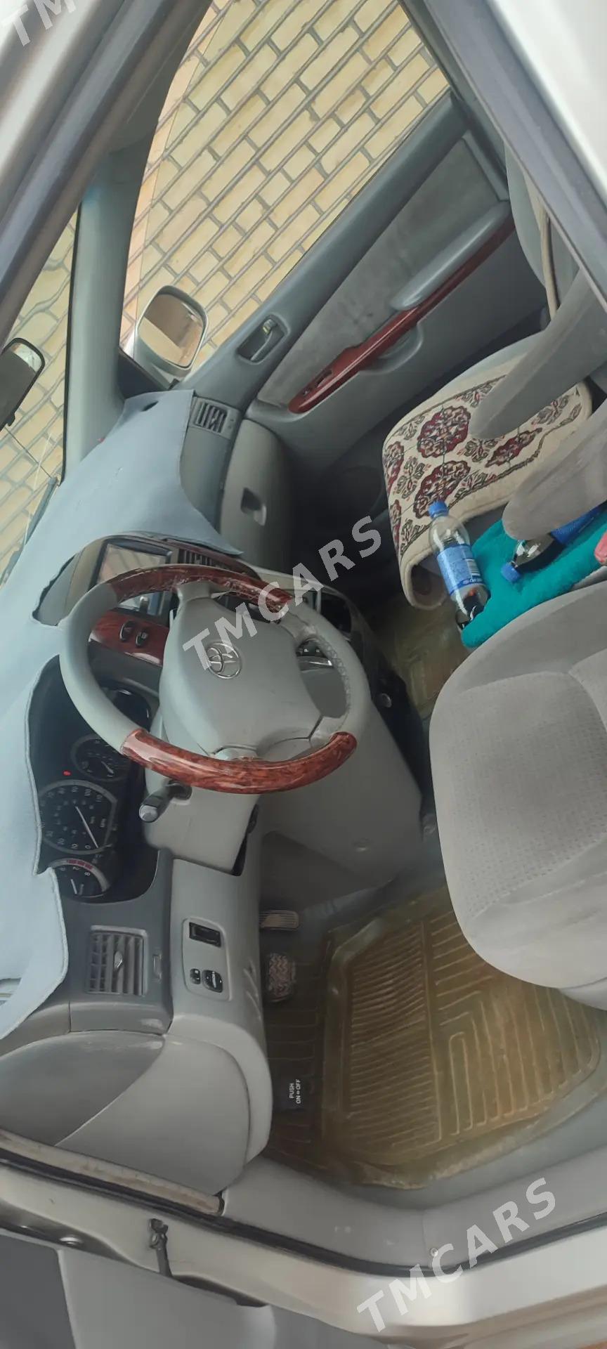 Toyota Sienna 2007 - 220 000 TMT - Туркменгала - img 4