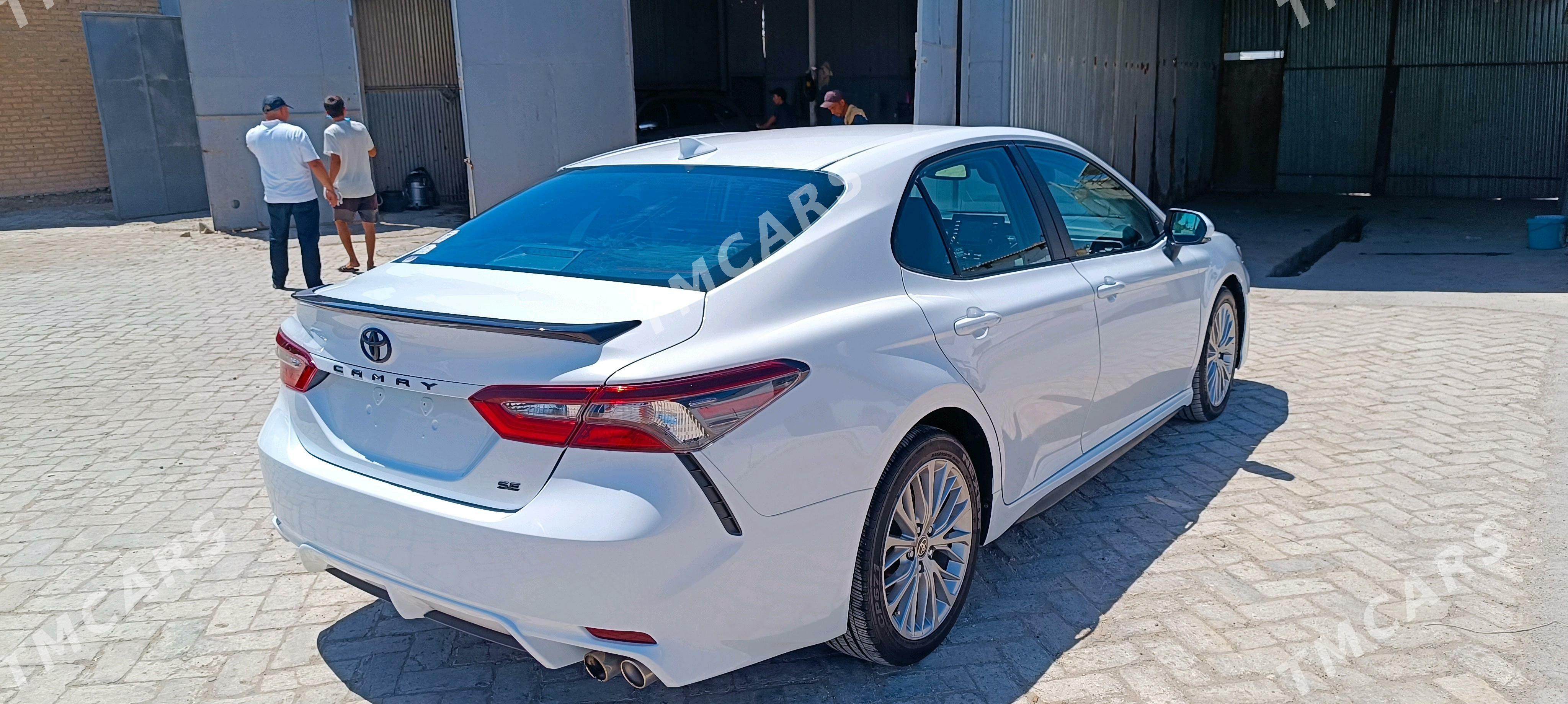Toyota Camry 2021 - 314 000 TMT - Ёлётен - img 8