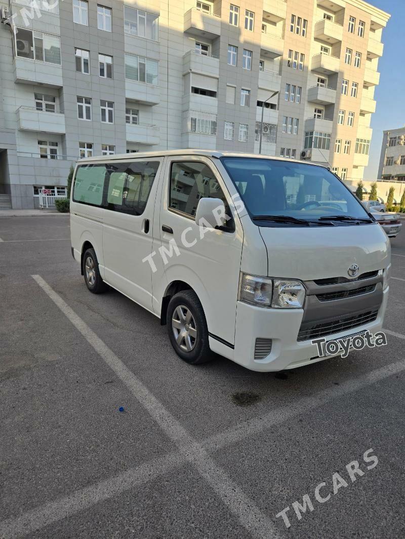 Toyota Hiace 2015 - 340 000 TMT - Мары - img 2
