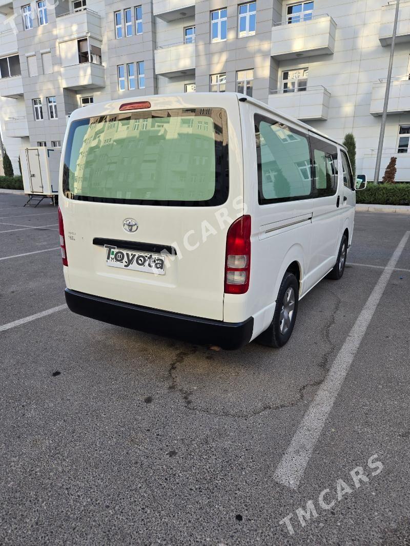 Toyota Hiace 2015 - 340 000 TMT - Мары - img 4
