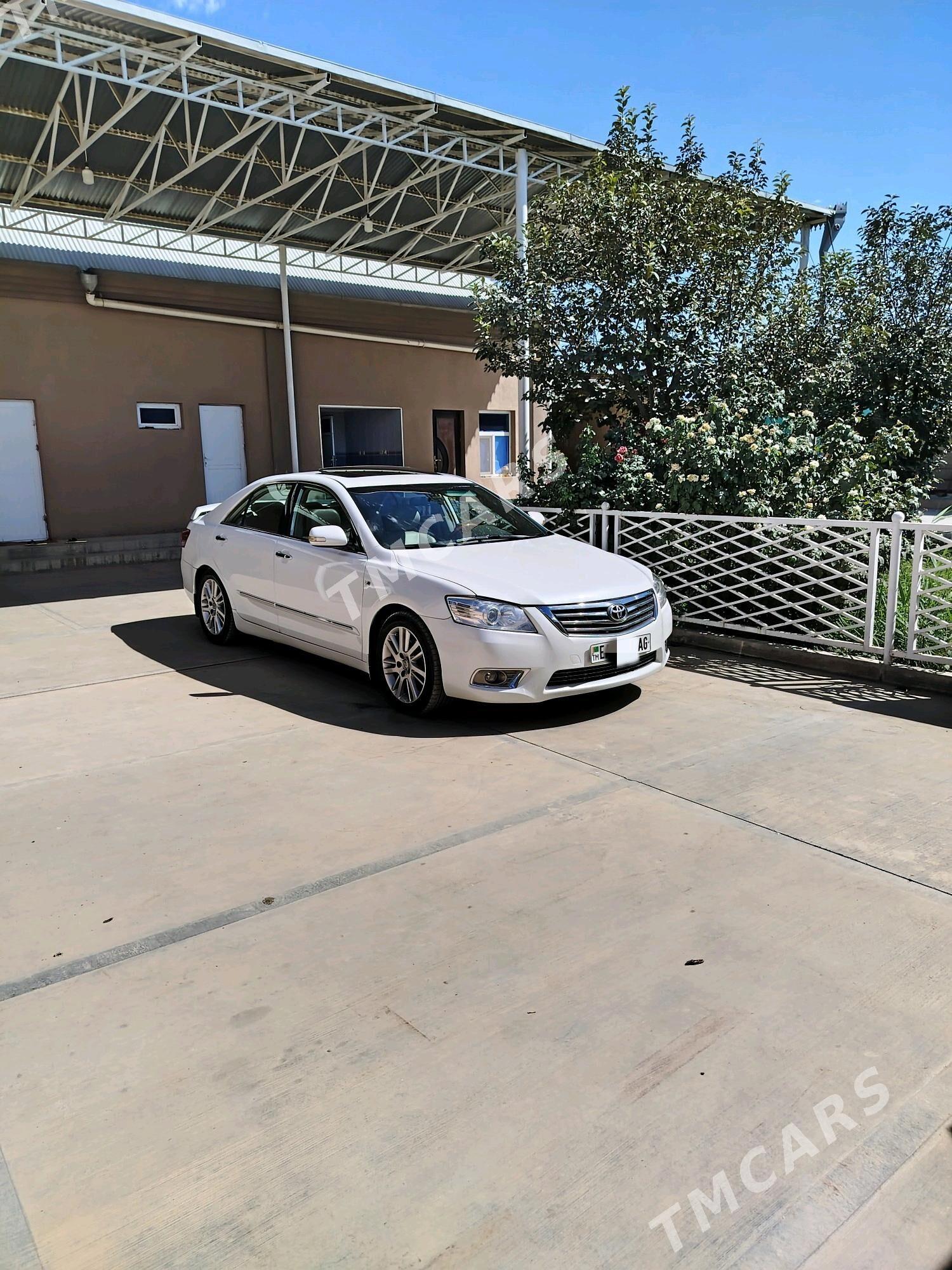 Toyota Aurion 2011 - 250 000 TMT - Bäherden - img 3