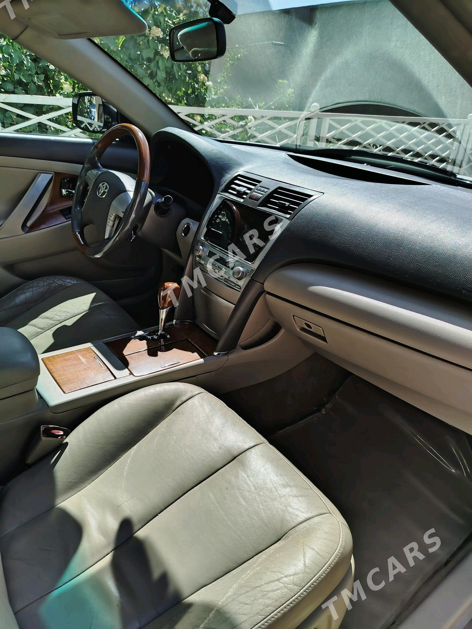Toyota Aurion 2011 - 250 000 TMT - Bäherden - img 5