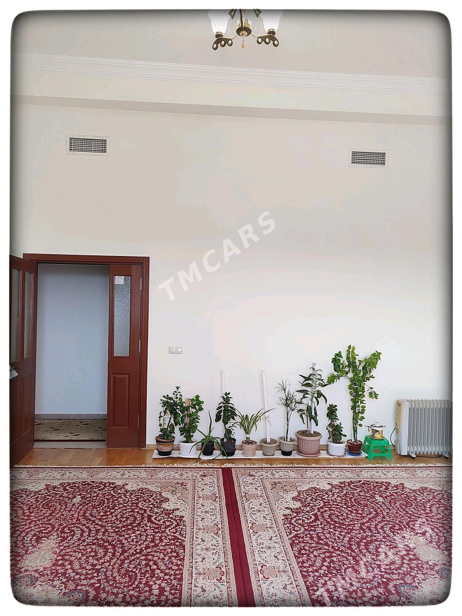  ГОГОЛЯ ПОЛУЭЛИТ.3КОМ.3ЭТ. - Aşgabat - img 2