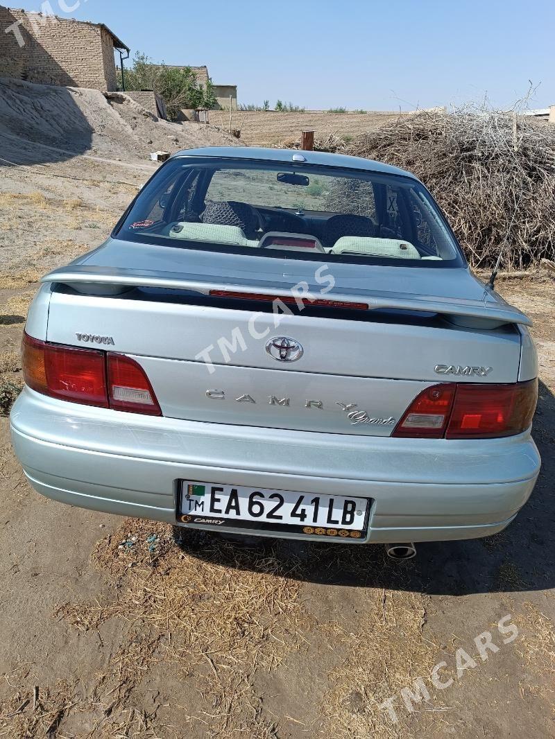 Toyota Camry 1994 - 90 000 TMT - Халач - img 6