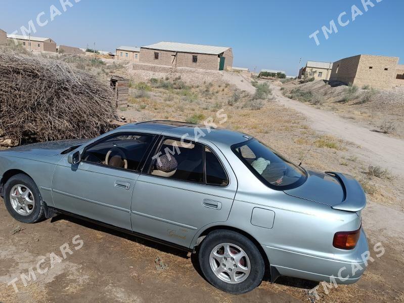 Toyota Camry 1994 - 90 000 TMT - Халач - img 2