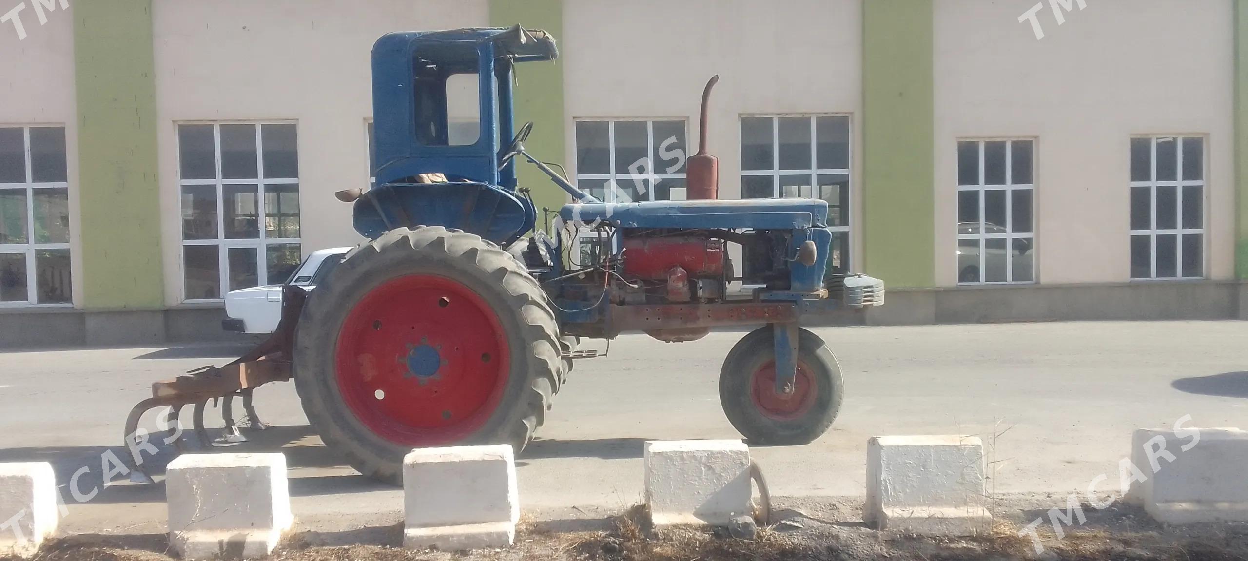 MTZ T-28 1984 - 30 000 TMT - Чарджоу - img 2