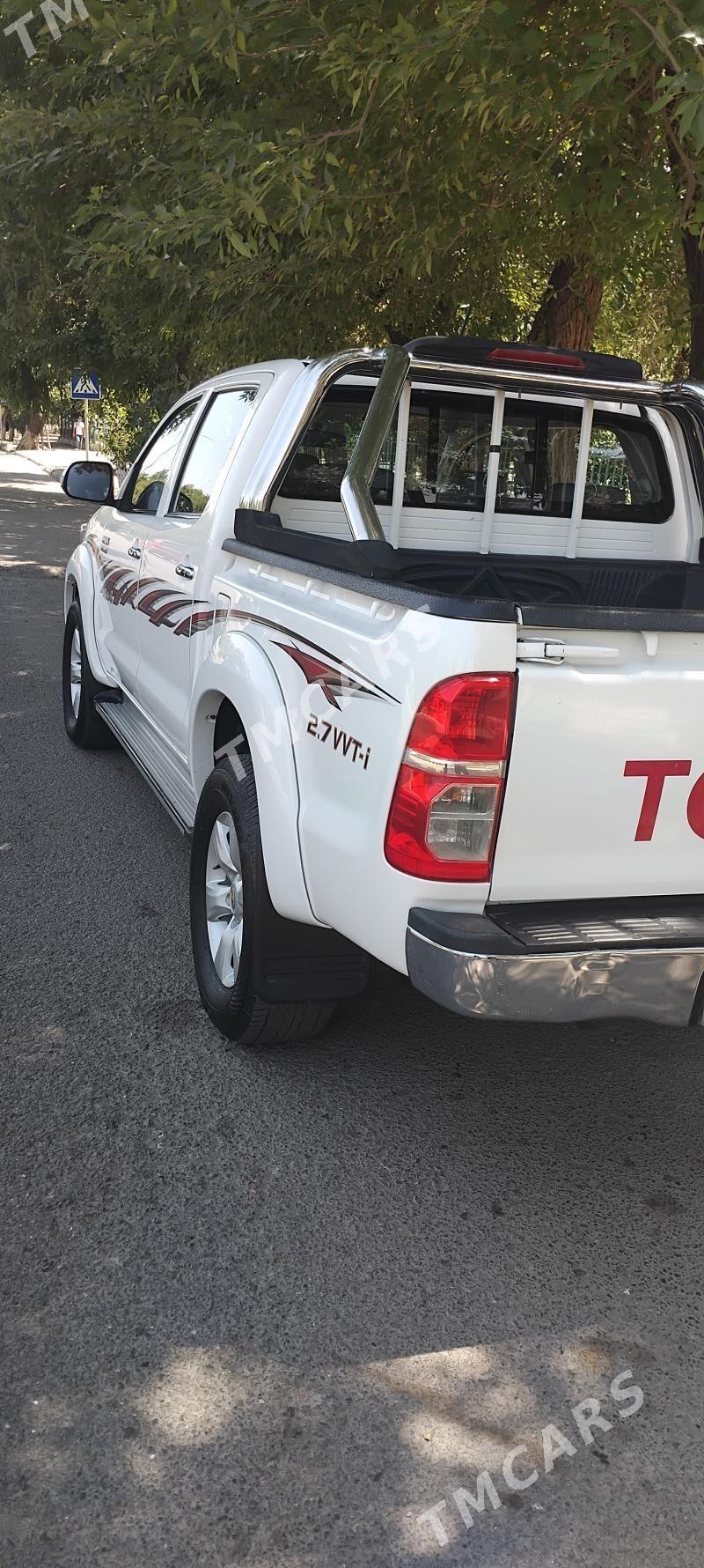 Toyota Hilux 2014 - 400 000 TMT - Шабатский этрап - img 5
