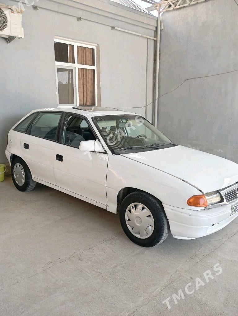 Opel Astra 1992 - 25 000 TMT - Бахарден - img 5