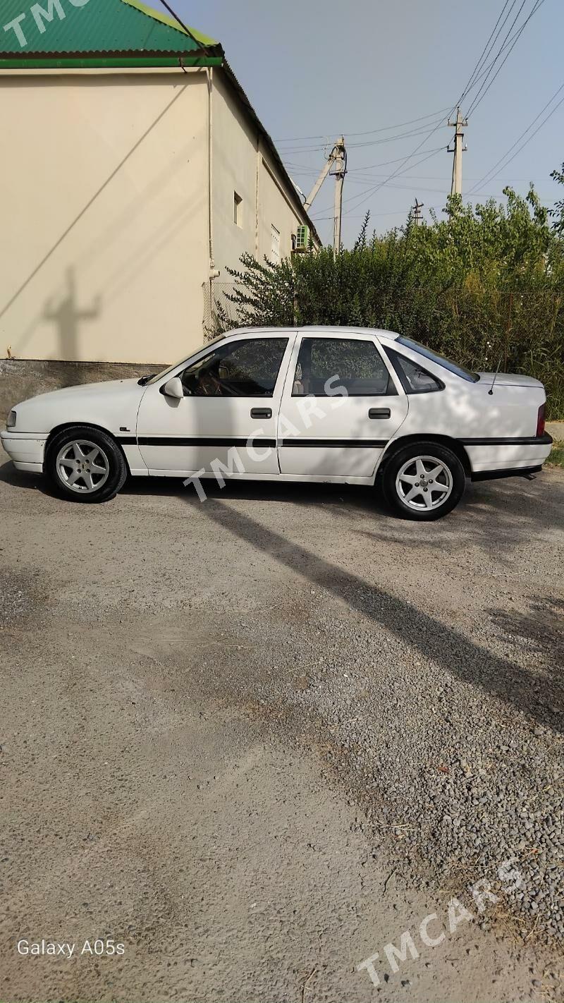 Opel Vectra 1991 - 35 000 TMT - 30 мкр - img 2