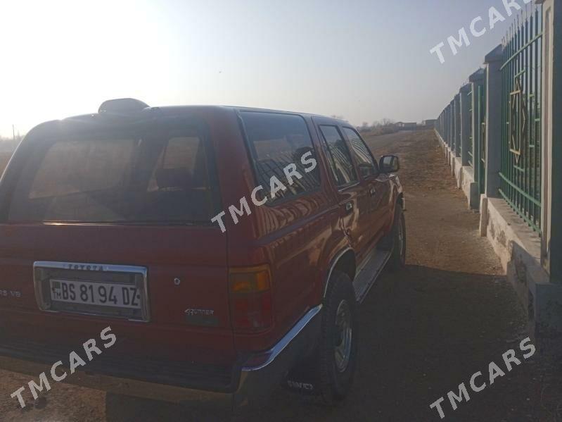 Toyota 4Runner 1994 - 75 000 TMT - Кёнеургенч - img 4