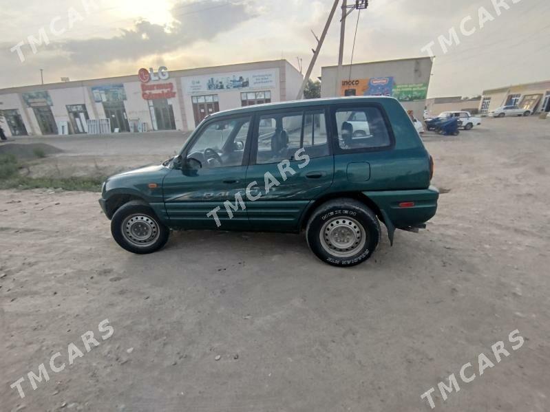 Toyota RAV4 1997 - 95 000 TMT - Акдепе - img 4