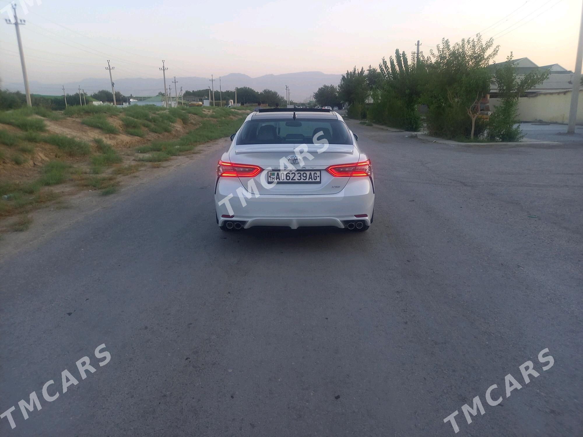 Toyota Camry 2021 - 410 000 TMT - Ашхабад - img 4