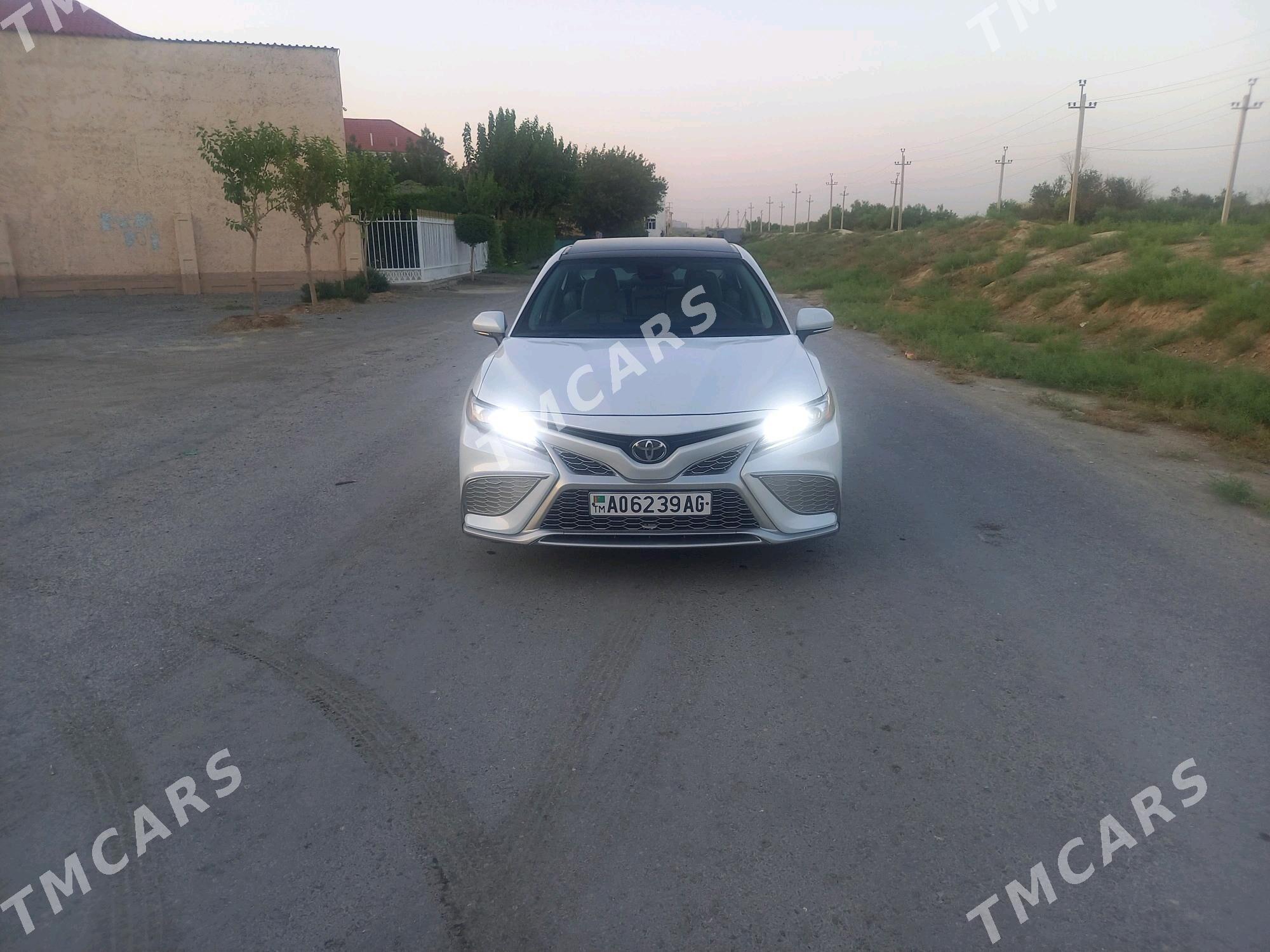 Toyota Camry 2021 - 410 000 TMT - Ашхабад - img 5
