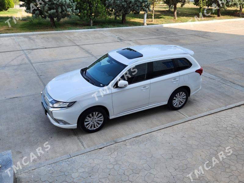 Mitsubishi Outlander 2022 - 305 000 TMT - Aşgabat - img 2