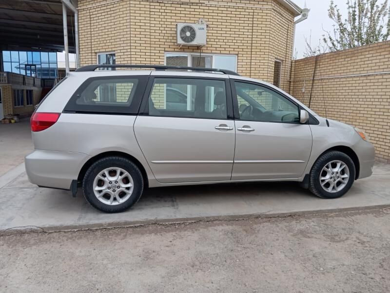 Toyota Sienna 2004 - 230 000 TMT - Mary - img 3